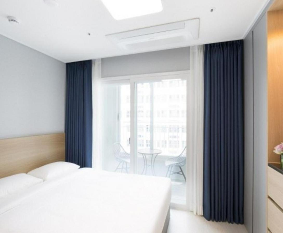 Yeosu Hotel First City Exterior photo