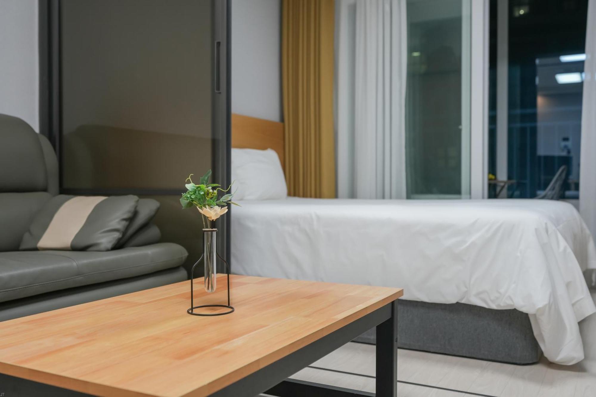 Yeosu Hotel First City Exterior photo
